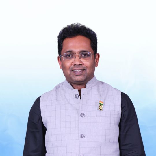 Dr. Manohar KN